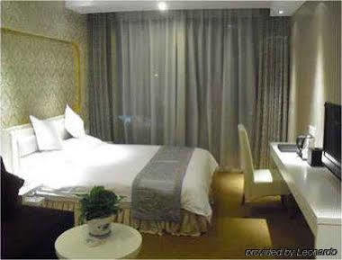 Super 8 Hotel Hangzhou XI Hu Qing Nian Lu מראה חיצוני תמונה